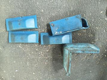 Steiger beschermer fender blauw gebruikt. beschikbaar voor biedingen