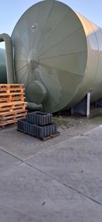 Gratis 4st beton bloembakken, Tuin en Terras, Bloembakken en Plantenbakken, Ophalen, Rond, Minder dan 30 cm