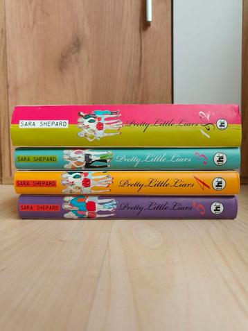 Pretty Little Liars Boeken Bundel - Nieuwstaat! beschikbaar voor biedingen