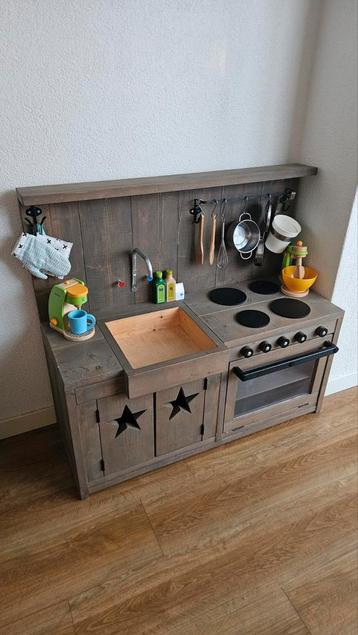 Stijgerhouten Speelkeuken - Kinderkeuken beschikbaar voor biedingen