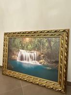 Schilderij met waterval in gouden lijst, Ophalen of Verzenden