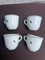 4 X VINTAGE NESPRESSO WIT PORSELEINEN ESPRESSO KOFFIE KOPJES, Huis en Inrichting, Keuken | Servies, Ophalen of Verzenden, Zo goed als nieuw