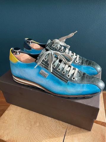 Harris blauw leren veterschoen beschikbaar voor biedingen