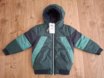 Nieuwe groene winterjas 110/116 WE   beschikbaar voor biedingen