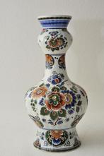 TROMPETVAAS DELFT POLYCHROOM, Antiek en Kunst, Antiek | Vazen, Ophalen of Verzenden