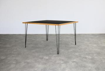 vintage desk | table | 70s | Farstrup beschikbaar voor biedingen