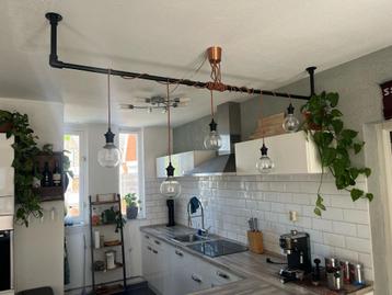 Mooie plafondlamp met 5 lampen beschikbaar voor biedingen