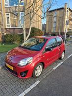 Renault Twingo 1.2 16V 2011 Rood, Twingo, 74 pk, 4 cilinders, 4 stoelen
