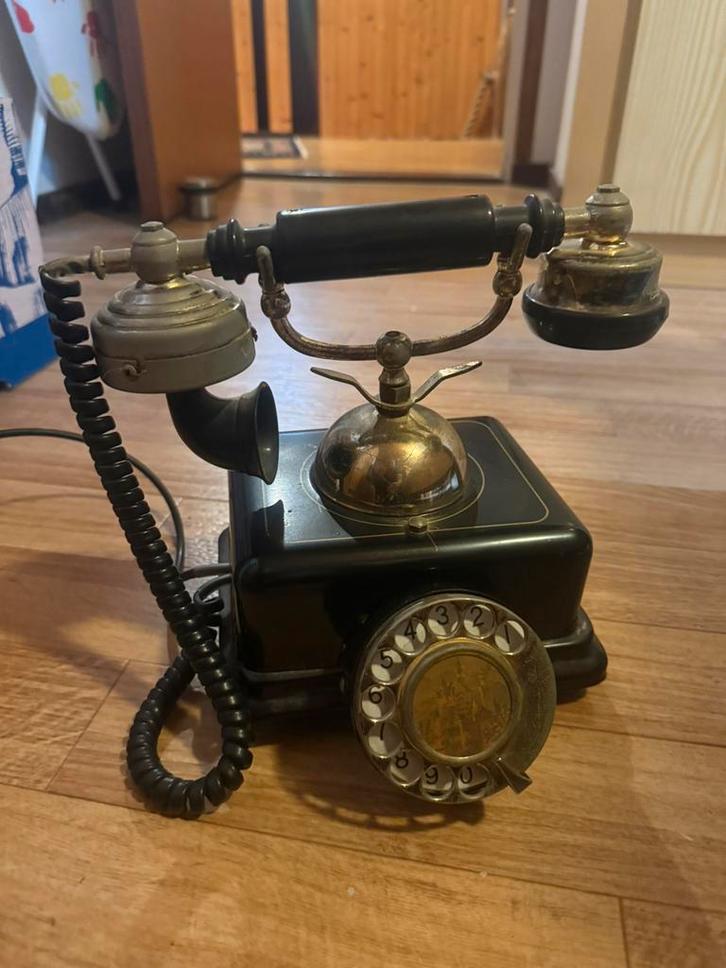 Vintage Draaischijf Telefoon, Antiek en Kunst, Antiek | Overige Antiek, Ophalen of Verzenden
