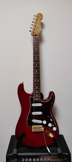 Fender Deluxe Player Stratocaster Crimson Red met versterker, Muziek en Instrumenten, Solid body, Zo goed als nieuw, Fender, Ophalen