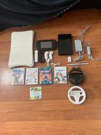 Nintendo Wii U Zwart + Controllers / Games o.a Mario Kart, 3 spelers of meer, Ophalen of Verzenden, Zo goed als nieuw, Vanaf 3 jaar