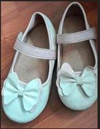 Witte ballerina's maat 26 roze strik schoenen trouwerij, Kinderen en Baby's, Meisje, Schoenen, Ophalen of Verzenden, Zo goed als nieuw