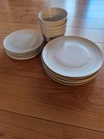 Ikea Servies 18-delig Beige, Huis en Inrichting, Ophalen, Gebruikt, Effen, Aardewerk