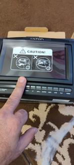 De monitor is voorzien van een universele gemotoriseerde hoo, Ophalen of Verzenden