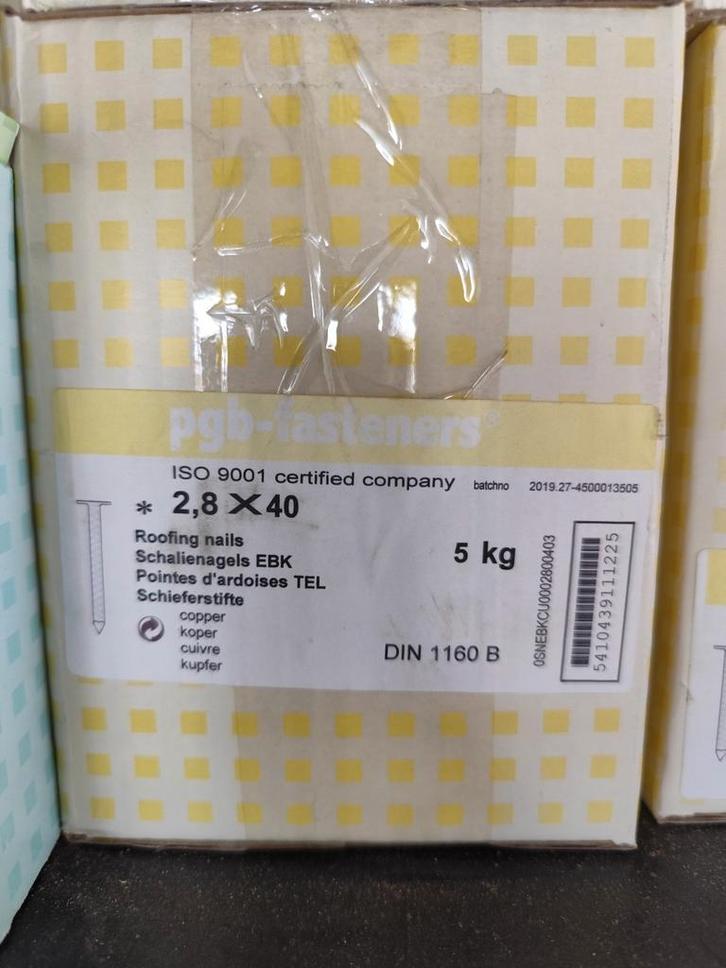 Koperen Nagels - Nieuw in Doos, Doe-het-zelf en Verbouw, IJzerwaren en Bevestigingsmiddelen, Nieuw, Spijkers, Minder dan 50 mm