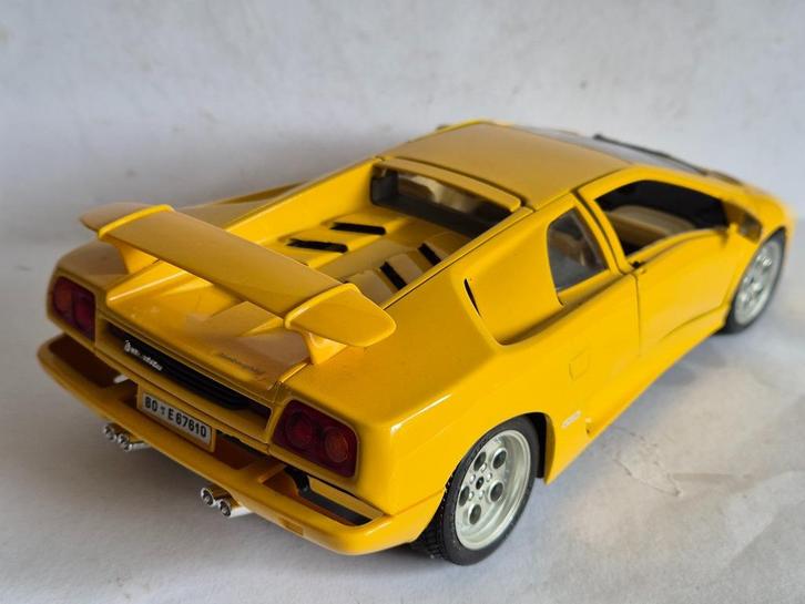 Lambourghini Diablo Modelauto 1 op 18, Hobby en Vrije tijd, Modelauto's | 1:18, Zo goed als nieuw, Auto, Bburago, Ophalen of Verzenden