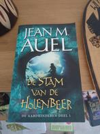Jean m. Auel - de stam van de holenbeer, Boeken, Ophalen of Verzenden, Gelezen