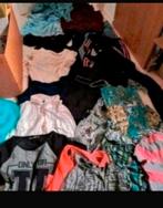 Kleding pakket maat S
6 jurken
1 trui hoodie
5 shirts, Ophalen of Verzenden, Zo goed als nieuw, Maat 36 (S)