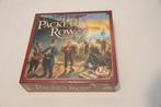 Packet Row bordspel nieuw, Hobby en Vrije tijd, Gezelschapsspellen | Bordspellen, Een of twee spelers, Ophalen of Verzenden, Nieuw