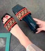 Nieuwe slippers maat 35, Zwart, Nieuw, Sandalen of Muiltjes, Ophalen of Verzenden