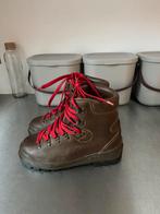Prachtige bruine leren wandelschoenen berg outdoor schoenen, Sport en Fitness, Bergsport en Wandelen, Ophalen of Verzenden, Zo goed als nieuw