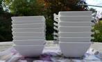 Nieuw Young Squito Servies, Ophalen of Verzenden, Nieuw, Porselein, Overige stijlen