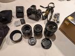 Nikon D3300 met 3 lenzen en accessoires, Audio, Tv en Foto, Fotocamera's Digitaal, Ophalen of Verzenden, Gebruikt, Nikon