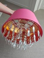 Leuke roze lamp meisjeskamer met glazen hangers en goud, Ophalen of Verzenden, Gebruikt, Glas