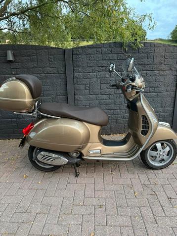 Vespa GTS 250 beschikbaar voor biedingen