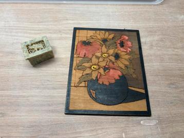 Houten Bloemenpaneel & Jade Doosje beschikbaar voor biedingen