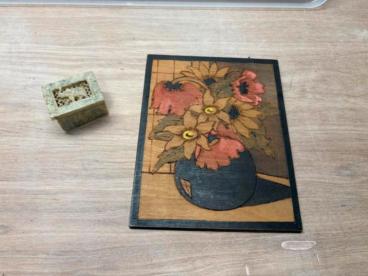 Houten Bloemenpaneel & Jade Doosje, Antiek en Kunst, Kunst | Beelden en Houtsnijwerken, Ophalen of Verzenden