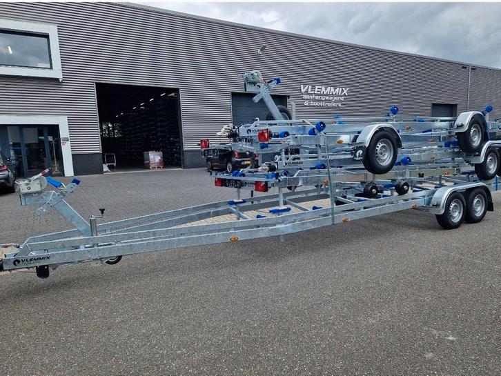 Nieuwe Vlemmix trailers binnen 4 weken in huis !!!, Watersport en Boten, Boottrailers, Zo goed als nieuw, Minder dan 6 meter, Ophalen