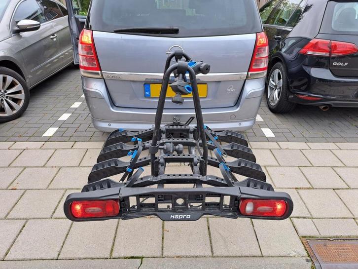 Hapro Atlas Active IV 13 pins 4 fietsen, Auto diversen, Fietsendragers, Zo goed als nieuw, Trekhaakdrager, 3 fietsen of meer, Brede banden