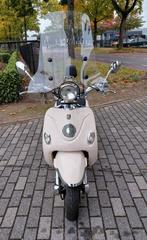 TE KOOP SUPER MOOIE SNORSCOOTER BTC LEGEND VAN 2018, Fietsen en Brommers, Ophalen, Btc, Zo goed als nieuw, Benzine