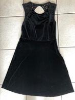Mooie mouwloze zwarte velours jurk Anna Field maat 38, Anna Field, Knielengte, Maat 38/40 (M), Ophalen of Verzenden