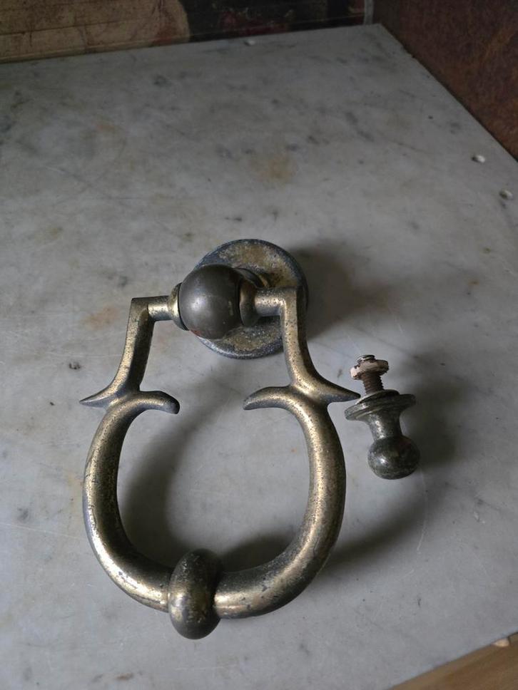 Oude messing deurklopper, Antiek en Kunst, Antiek | Koper en Brons, Ophalen of Verzenden