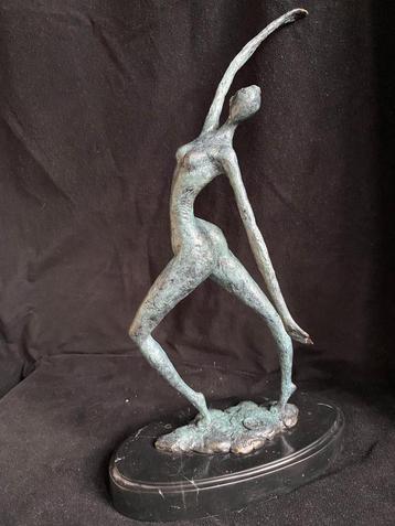 Bronzen abstracte dansende dame, Milo/stempel zuiver brons. beschikbaar voor biedingen