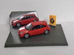 Renault Megane RS 225 3drs Oranje 1/43 Universal Hobbies, Hobby en Vrije tijd, Modelauto's | 1:43, Ophalen of Verzenden, Gebruikt