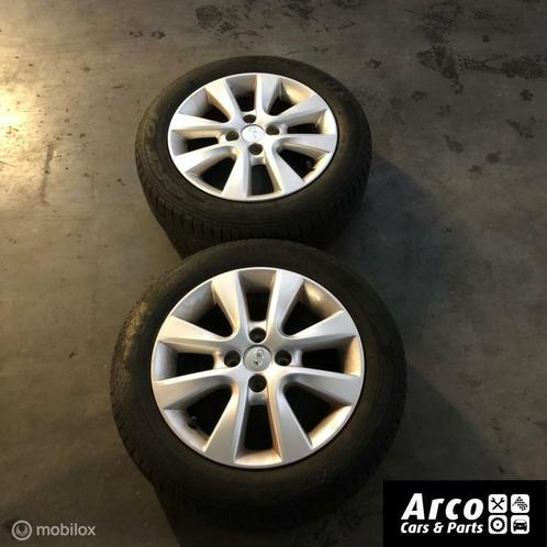 Hyundai i20 Aluminium Velg 15 inch  2008-2014, Auto-onderdelen, Banden en Velgen, Velg(en), 15 inch, Gebruikt, Ophalen of Verzenden