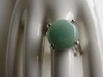 Nieuwe verzilverde ring met jade maat 20., 20 of groter, Nieuw, Ophalen of Verzenden, Met edelsteen