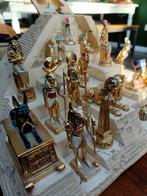 Goude Egyptische beeldjes, display, Antiek en Kunst, Ophalen