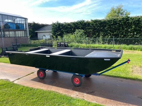 Onbekend HDPE visboot werkboot sloep platbodem 4m, Watersport en Boten, Motorboten en Motorjachten, Gebruikt, Overige brandstoffen