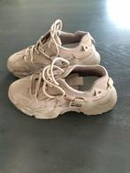 Leuke schoenen mt 40 heel klein prijsje, Kleding | Dames, Ophalen of Verzenden, Gedragen