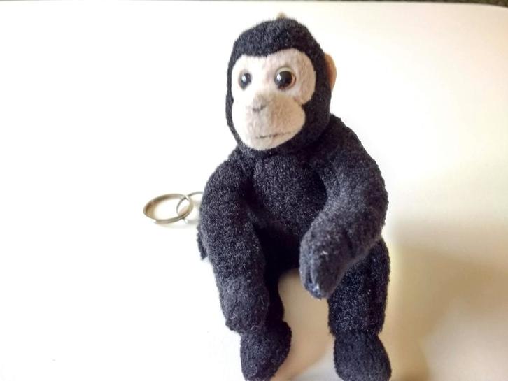 Sleutelhanger aap zwarte slingeraap, Verzamelen, Sleutelhangers, Zo goed als nieuw, Dier of Natuur, Ophalen of Verzenden