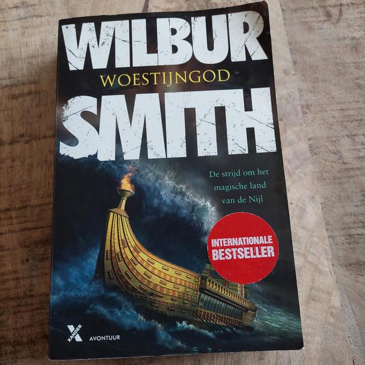Wilbur Smith - Woestijngod, Boeken, Avontuur en Actie, Zo goed als nieuw, Ophalen of Verzenden