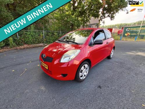 Toyota Yaris 1.0 VVTi + NW MOD DUS GOEDKOOP RIJDEN, Auto's, Toyota, Bedrijf, Te koop, Yaris, ABS, Airbags, Boordcomputer, Centrale vergrendeling