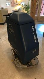 Professionele Schrob/zuigmachine Tornado, Doe-het-zelf en Verbouw, Reinigingsmachines, Ophalen, Gebruikt, Schrobmachine