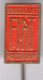 FIAT Broedelet R.dam rood op koper auto speldje ( B_034 ), Ophalen of Verzenden, Nieuw, Transport, Speldje of Pin