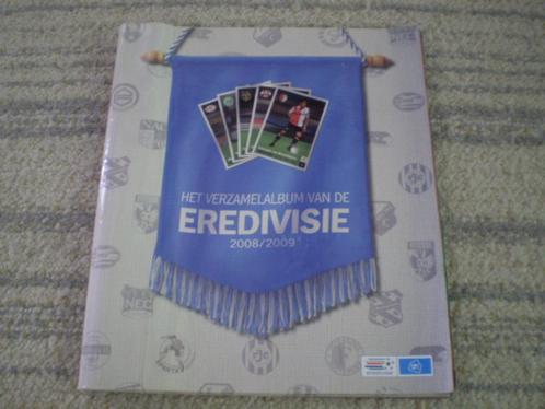2 VERZAMELALBUMS VAN DE VOETBAL EREDIVISIE 2008/2009, Verzamelen, Sportartikelen en Voetbal, Zo goed als nieuw, Boek of Tijdschrift