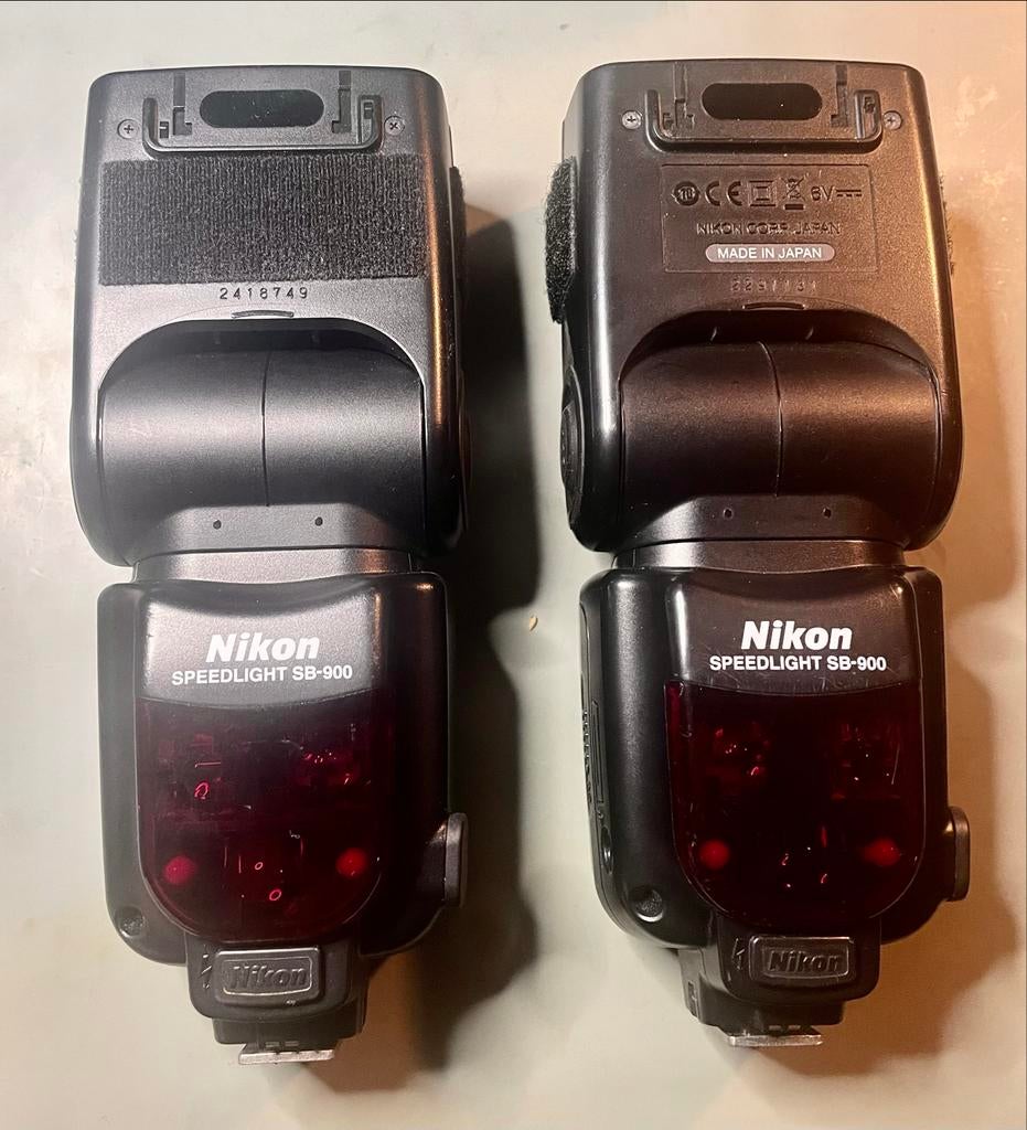 2 Nikon Speedlight SB-900 Flitsers en accessoires, Audio, Tv en Foto, Fotografie | Flitsers, Ophalen of Verzenden, Gebruikt, Nikon